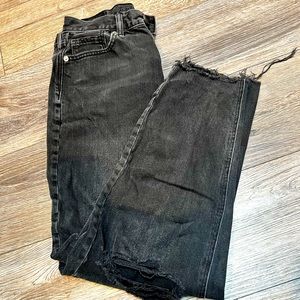 American Eagle jeans. Relaxed Mom Jean.